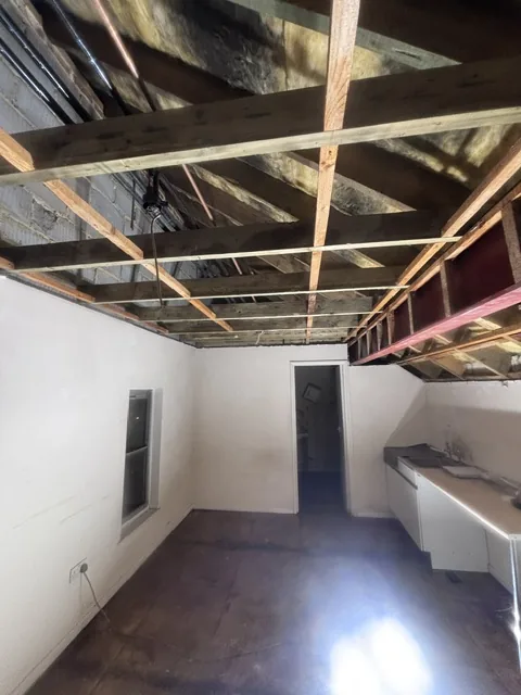 Controlled artex plasterboard strip-out in Mayfair
